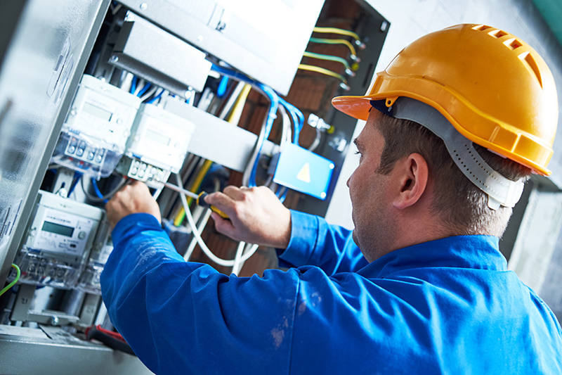 Become An Electrician in Oxted Surrey
